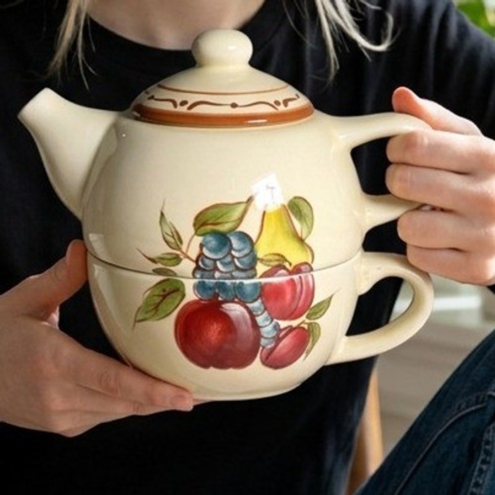Around‎ the Orchard Home Tea Set Teapot and Cup Fruit Design Cream Ceramic